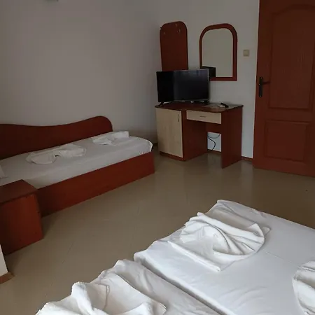 Pensjonat Ralitsa 3*